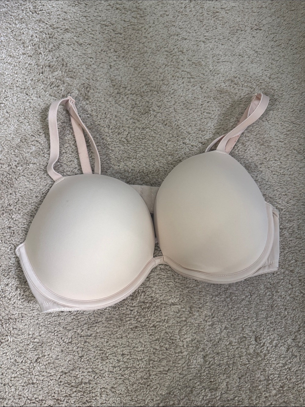 PINK Victoria's Secrets 36C wear everywhere super push up.
